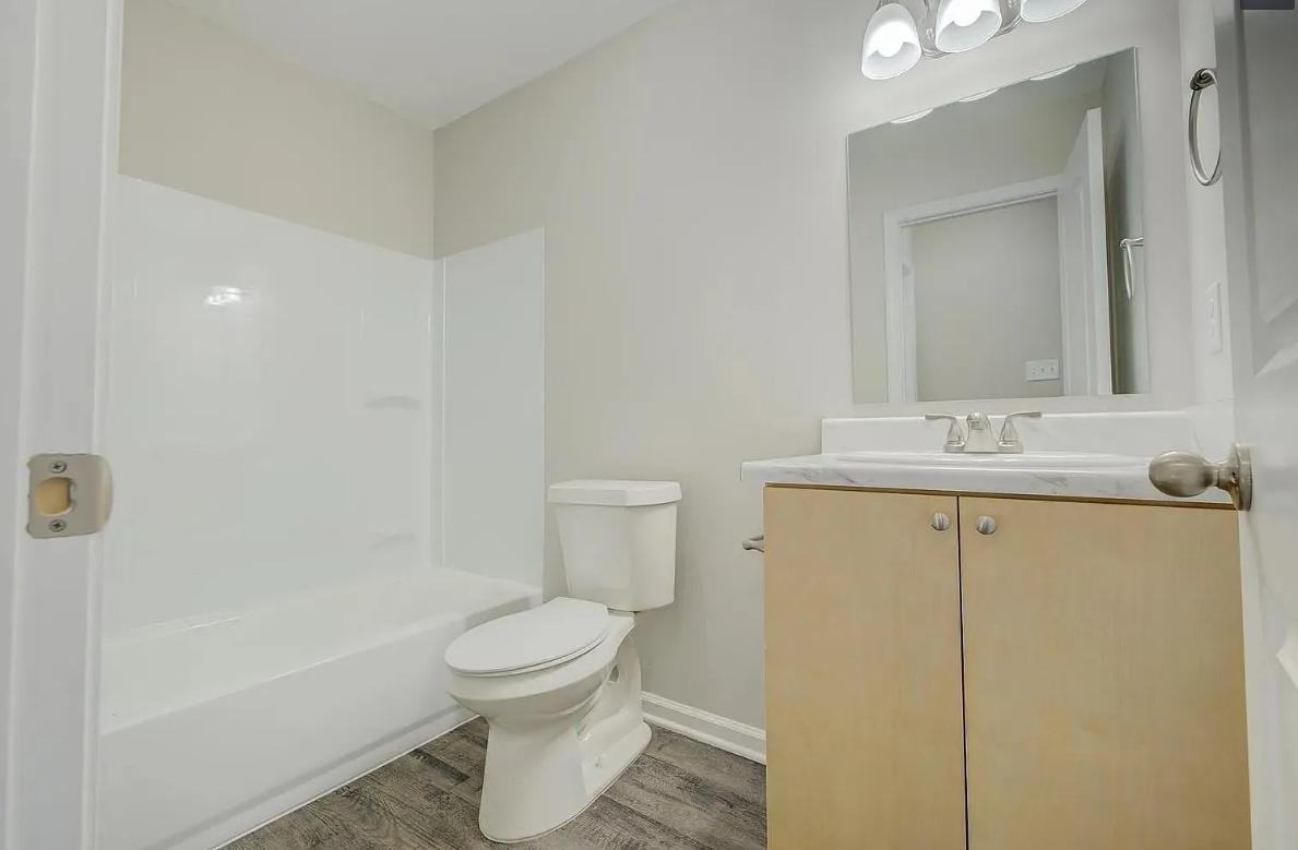 105 Morris Dr Apt B - Photo 2 of 4