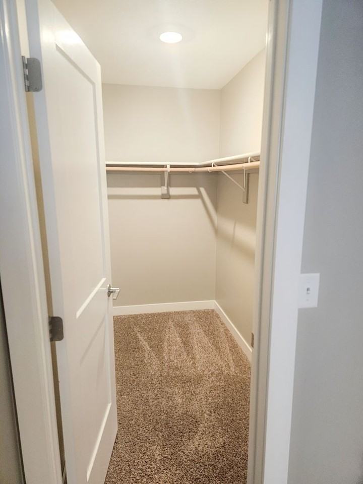 Walnut Creek Apartments - Photo 4 of 16