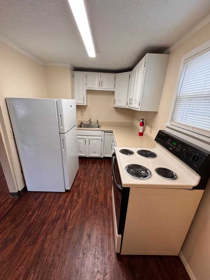 32 Stambaugh St - Photo 4 of 16