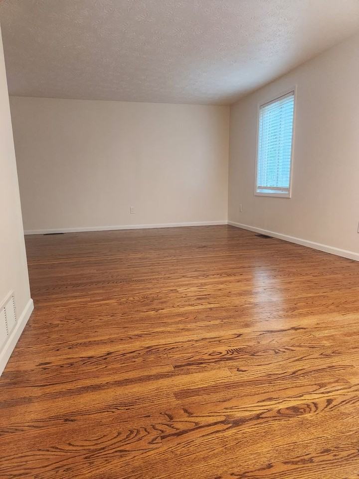 88 Woodsong Ln - Photo 2 of 21