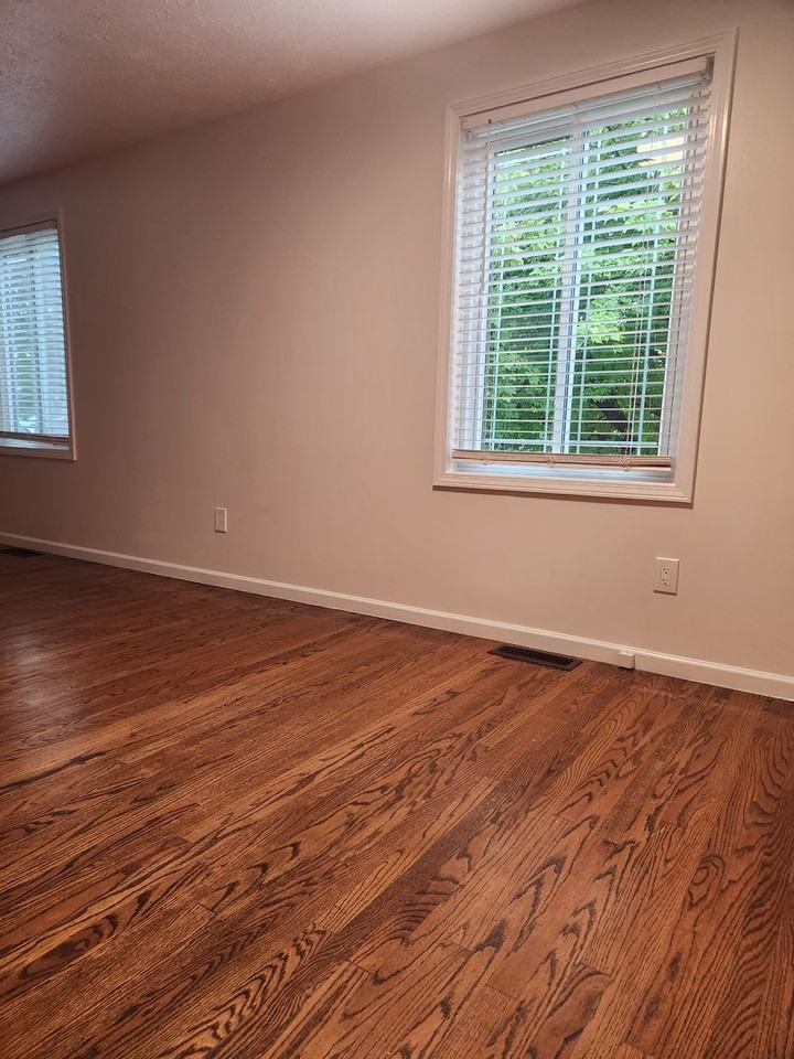 88 Woodsong Ln - Photo 3 of 21