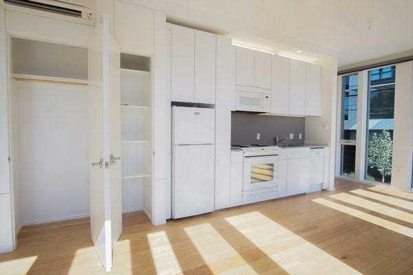 1906 Nw Overton St #A - Photo 4 of 14