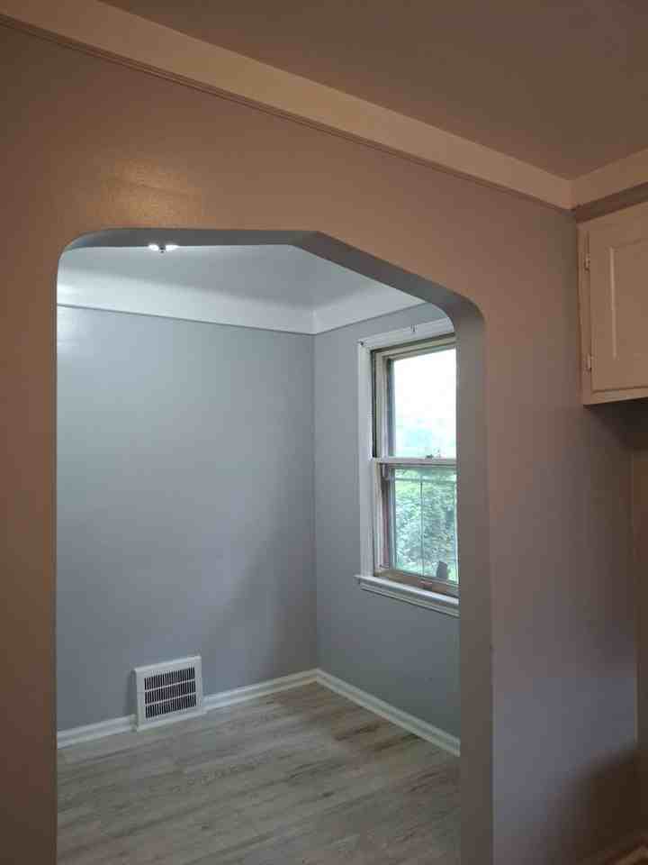 19336 Hoover Street - Photo 5 of 9