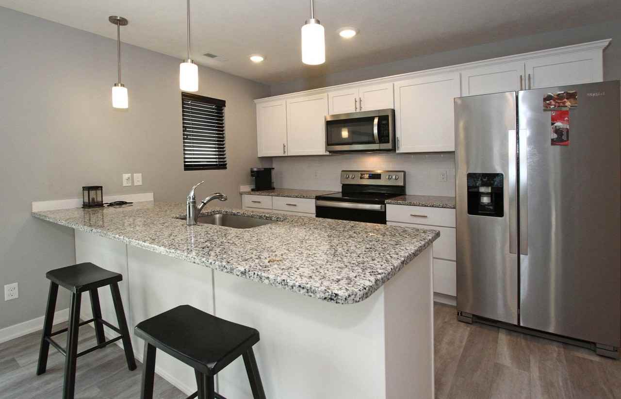 4824 N 36th St - Photo 4 of 13