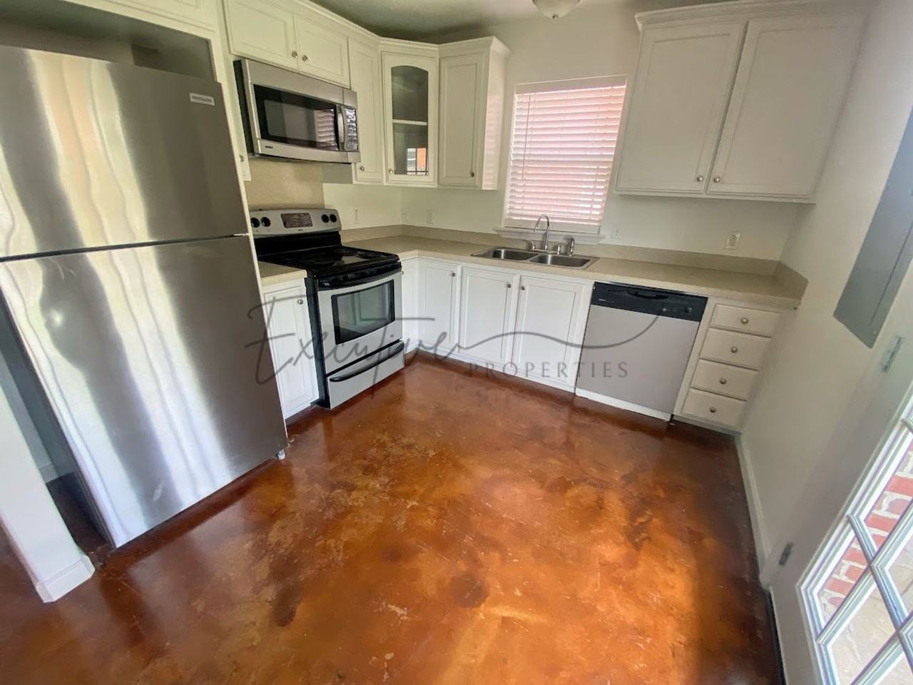 349 E Sale Rd - Photo 4 of 18