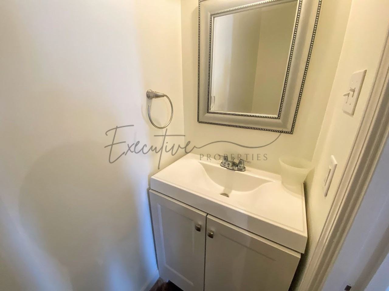 349 E Sale Rd - Photo 6 of 18