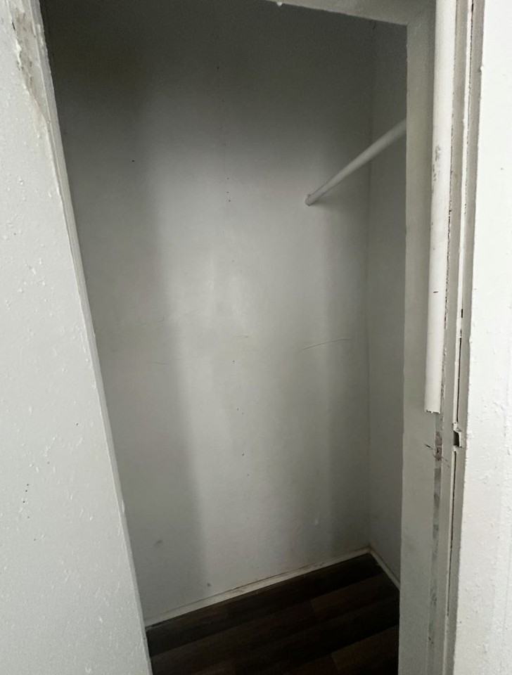 204 N Main St - Photo 4 of 15