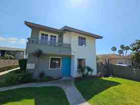 3 bedrooms 2 bath duplex apartment w/ hookups. - Photo 1 of 1