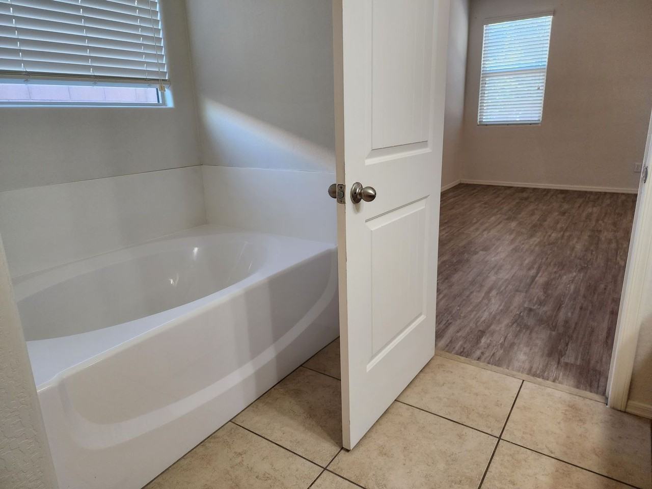 7559 W Andrea Dr - Photo 3 of 22