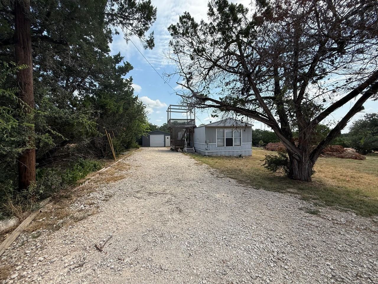 1215 Cypress Dr - Photo 6 of 23