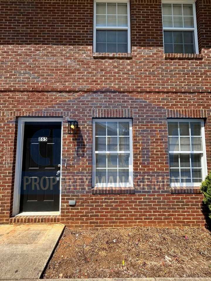 865 Stone Glen Trl Nw - Photo 2 of 16