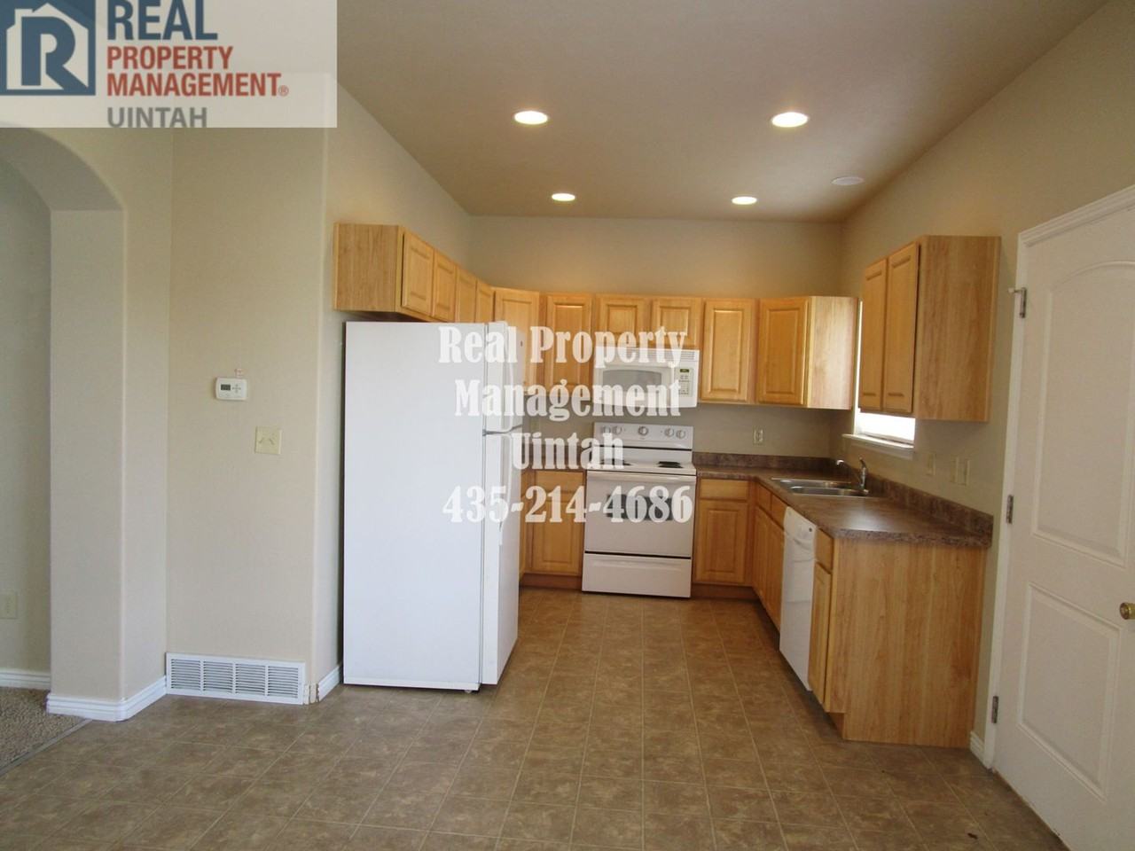 1640 W 300 S #38 - Photo 4 of 11