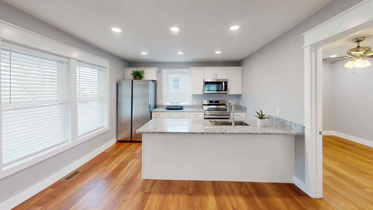 316 S 17th St - Photo 5 of 33