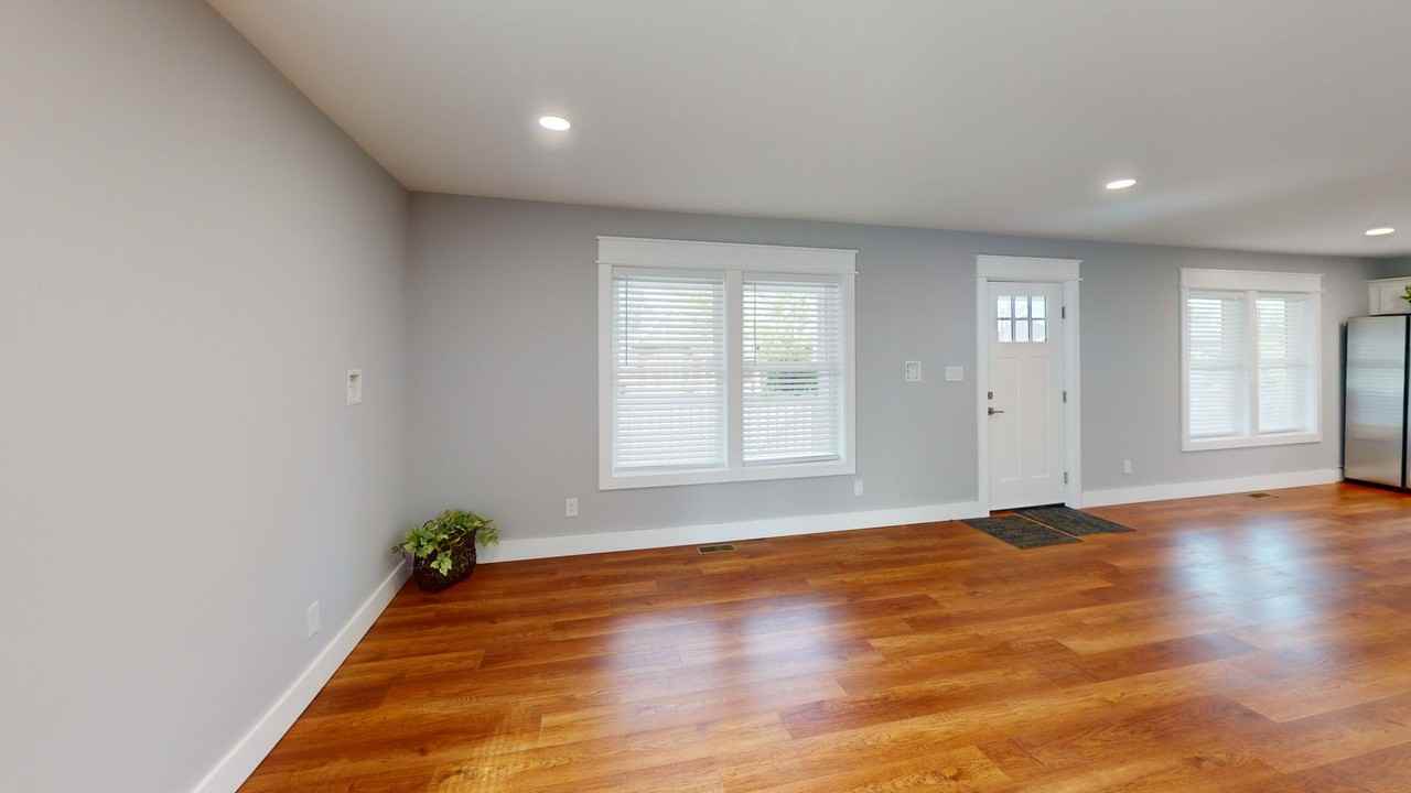 316 S 17th St - Photo 7 of 33