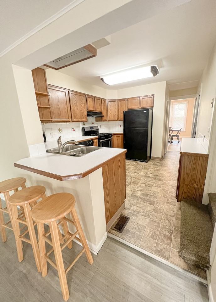 35 James - Photo 2 of 16