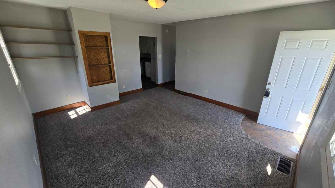 432 James St - Photo 7 of 18