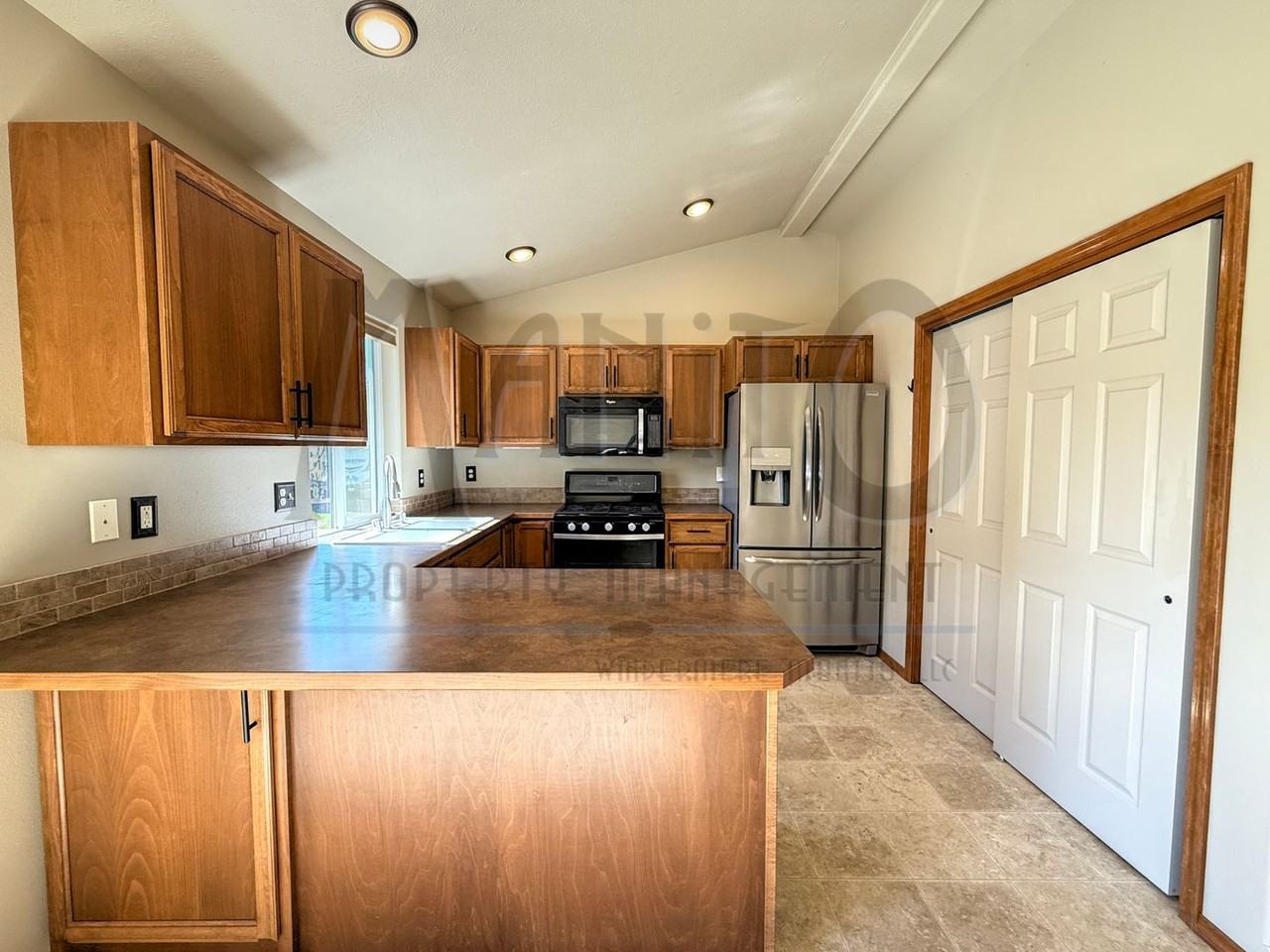 15206 N Wilson Ct - Photo 5 of 29