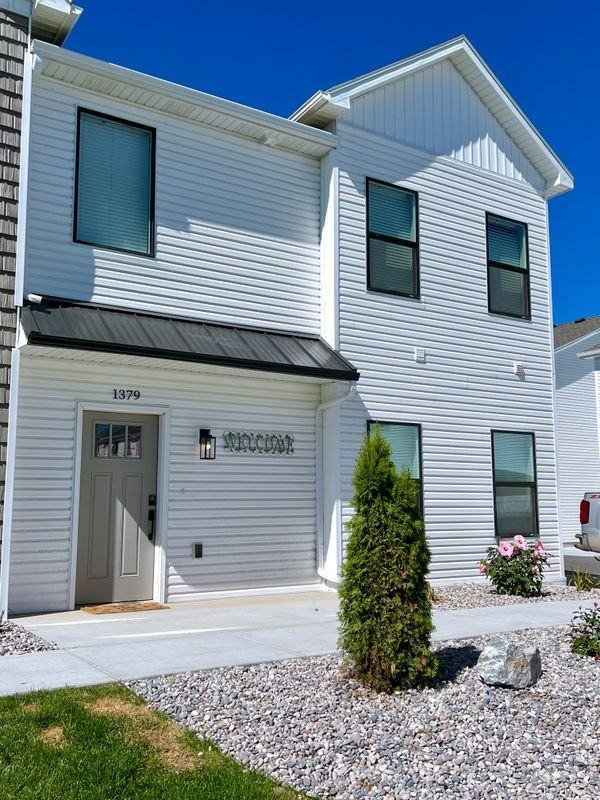 1379 Pinecrest Trl - Photo 2 of 44