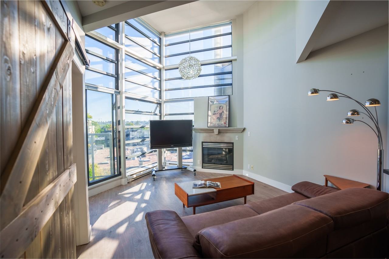 2228 Marstrand Avenue #ph3 - Photo 5 of 15