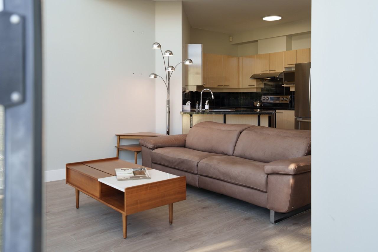 2228 Marstrand Avenue #ph3 - Photo 6 of 15