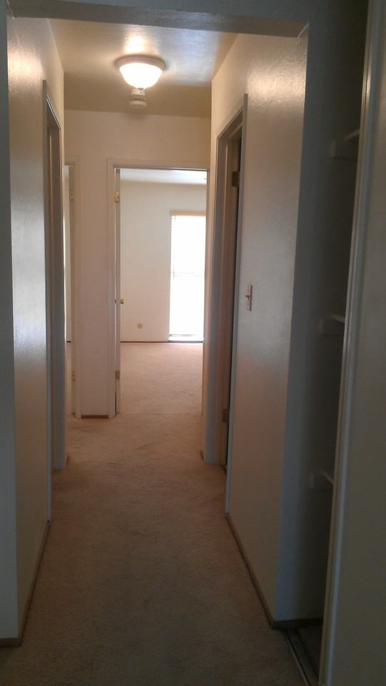 780 S. 11th Street Apartments - Photo 7 of 20