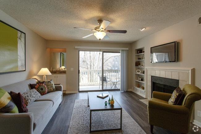 100 Arbor Lake Blvd - Photo 3 of 50