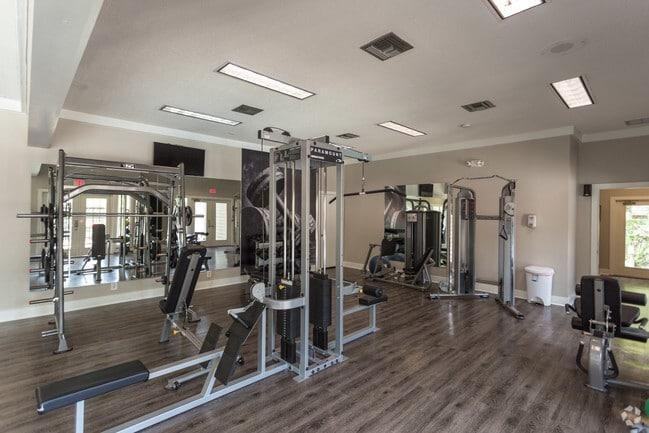 100 Arbor Lake Blvd - Photo 5 of 50
