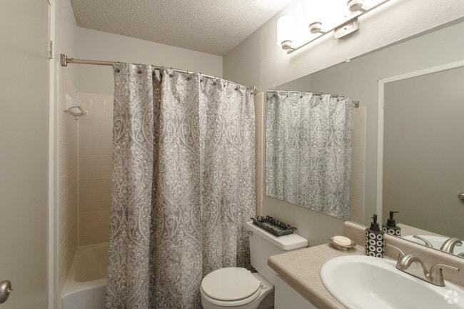 100 Arbor Lake Blvd - Photo 3 of 50