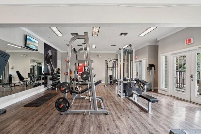 100 Arbor Lake Blvd - Photo 5 of 50