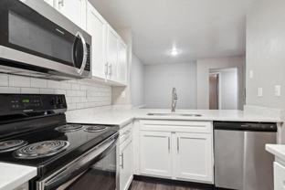 100 Arbor Lake Blvd - Photo 1 of 1