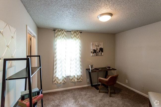 100 Arbor Lake Blvd - Photo 7 of 50