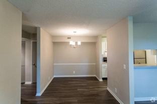 100 Arbor Lake Blvd - Photo 1 of 1