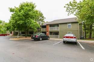 100 Arbor Lake Blvd - Photo 1 of 1