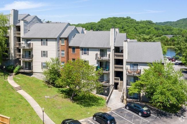 100 Ridgelake Pkwy - Photo 2 of 50