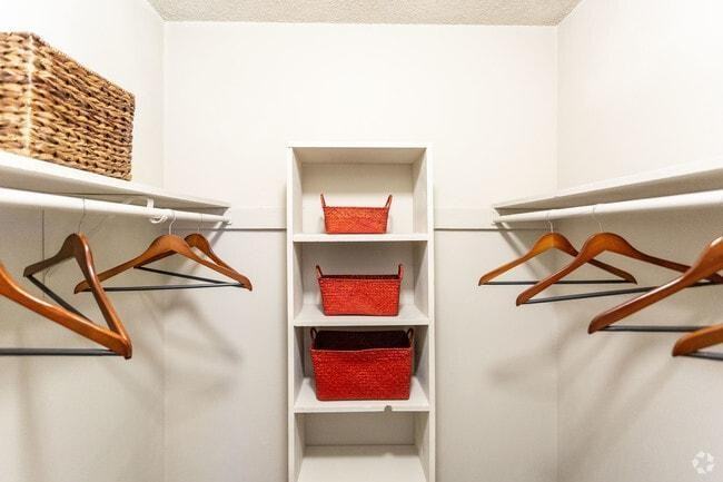 100 Ridgelake Pkwy - Photo 6 of 50