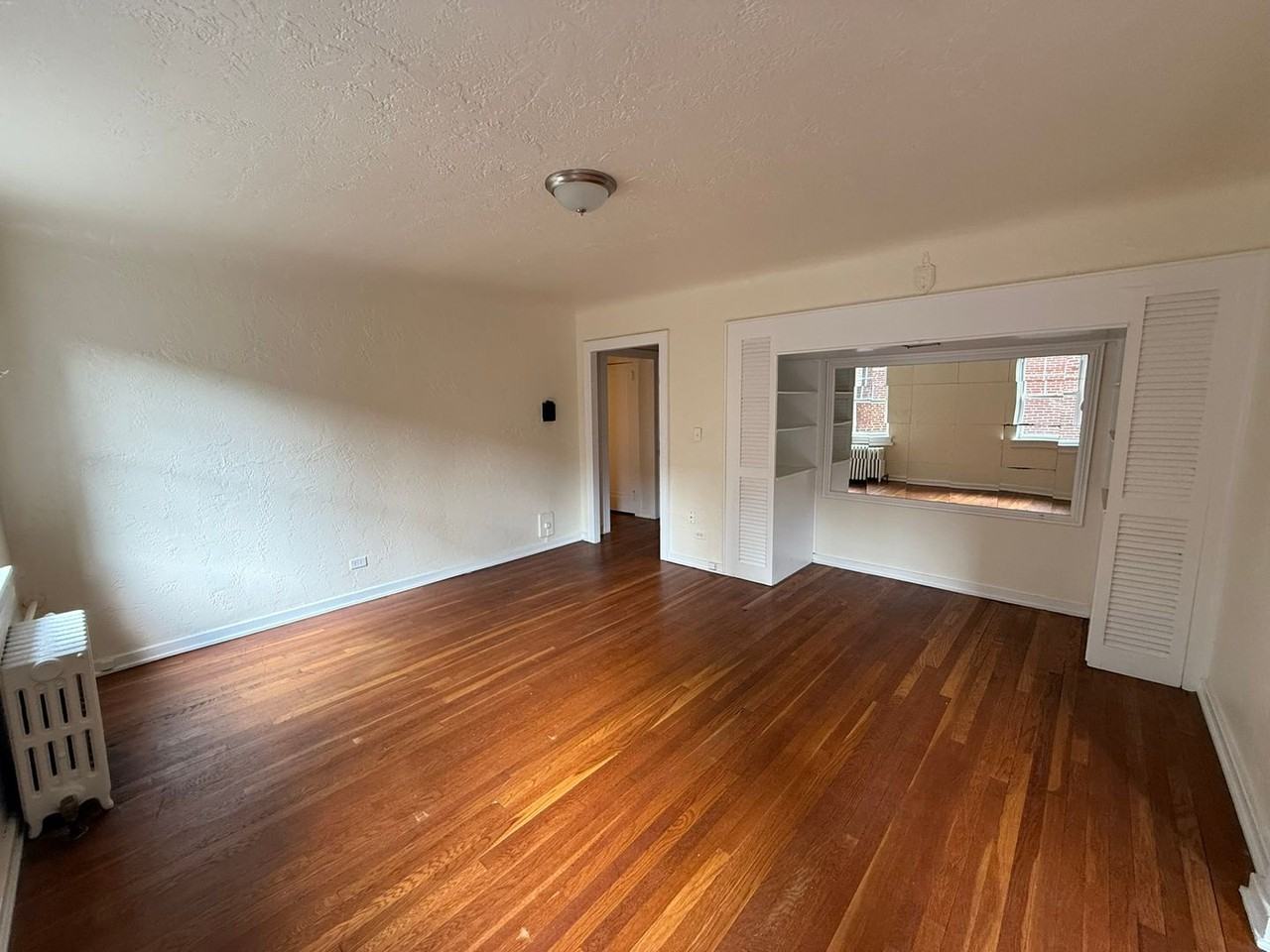 King Edward Annex Apartments - Photo 6 of 31