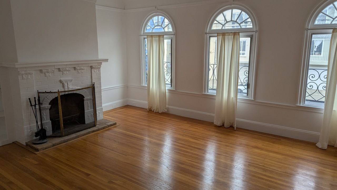 639 33rd Avenue #1 - Photo 3 of 11