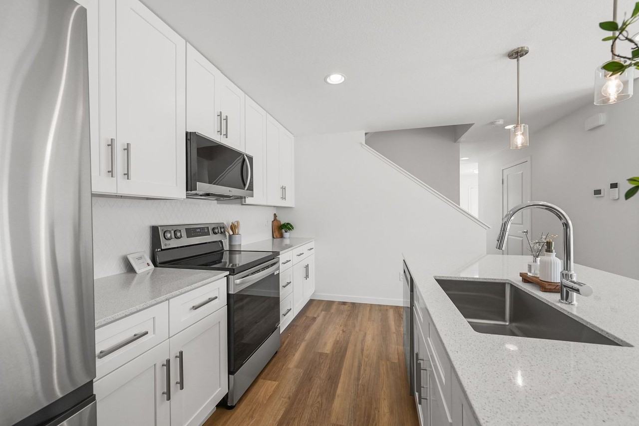 Grand Ave - Photo 3 of 42