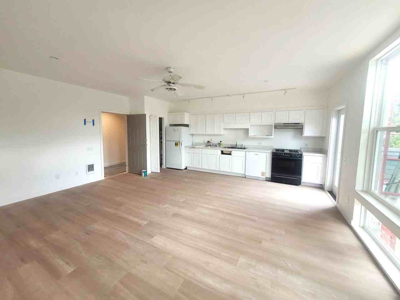 399 H Street - Photo 7 of 50