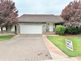 featured image of 435 N Stone Mountain Dr #16