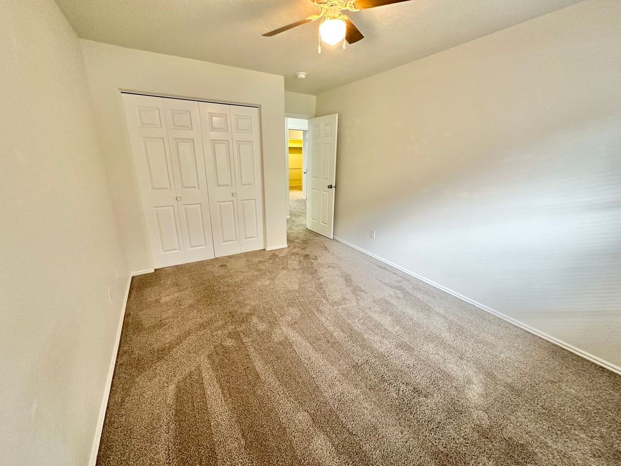 435 Stone Mountain Drive #16 - Photo 5 of 34