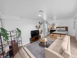 featured image of 1000 Navaho Dr