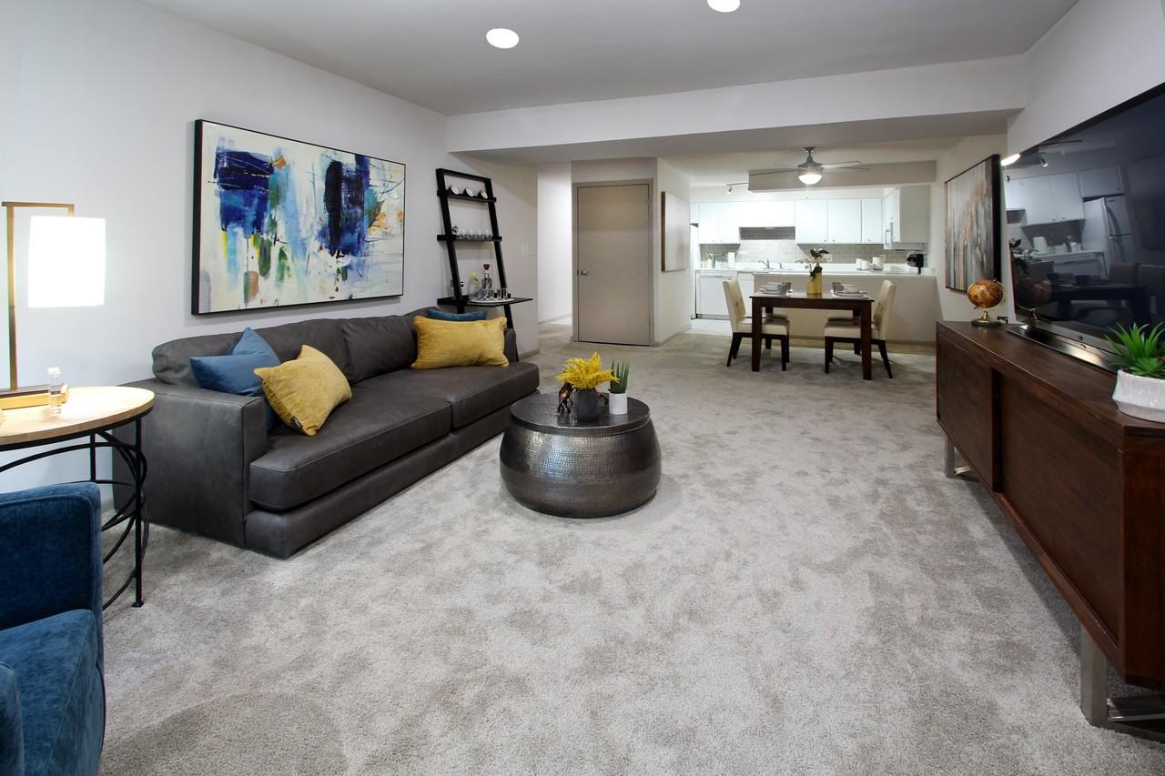 Latvian Village Apartments - Photo 4 of 43