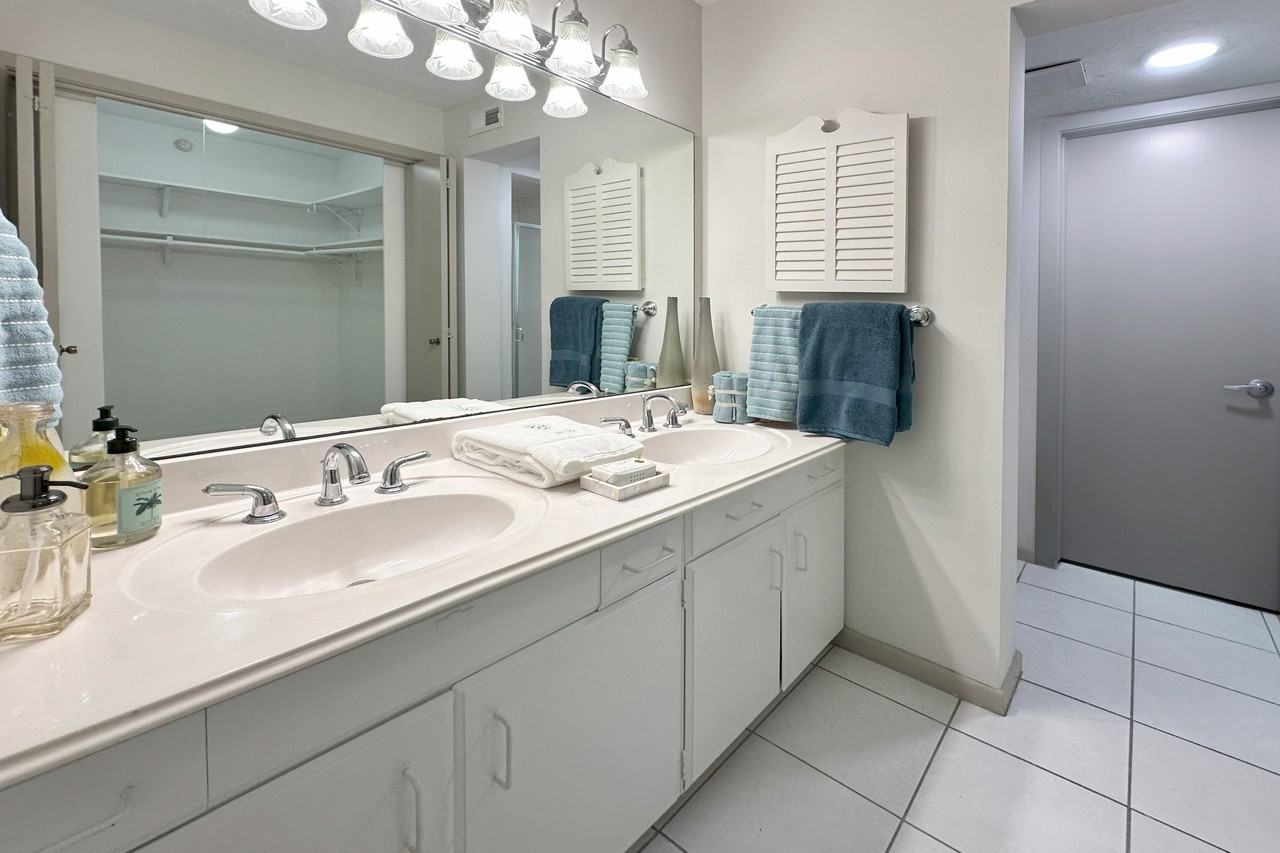 Latvian Village Apartments - Photo 7 of 43