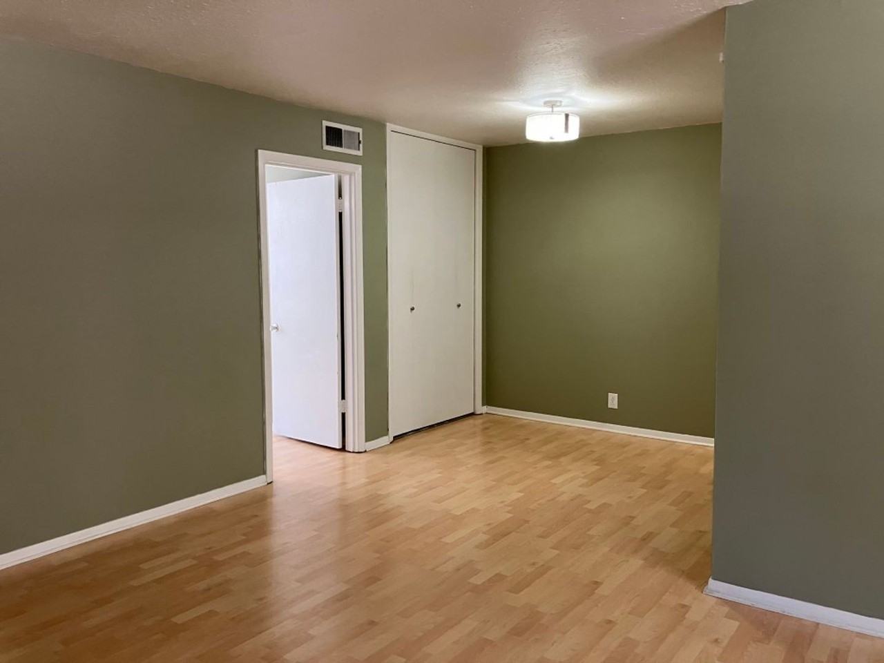 3831 West End Avenue #24 - Photo 5 of 11