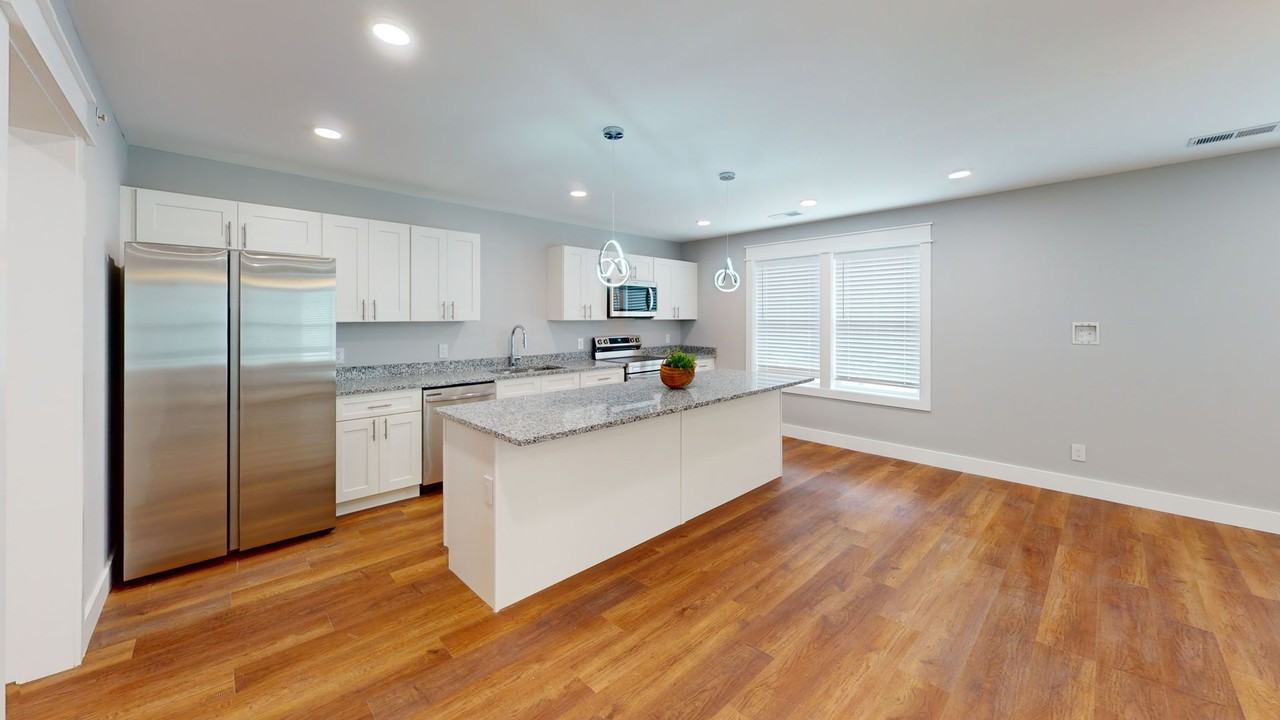 1315 Forest Ave #102 - Photo 4 of 26