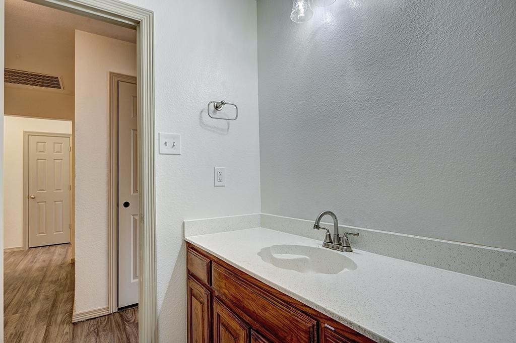 1124 Fawn Meadow Trl - Photo 6 of 39