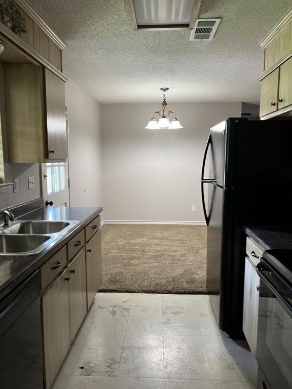 320 Jean Dr - Photo 5 of 16