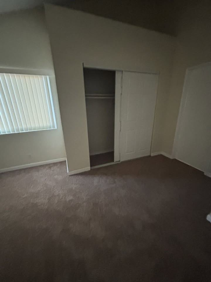 Five-Plex Complex 2 & 1 Bedroom/1 Bath Apartments With Detached Garages! - Photo 5 of 5