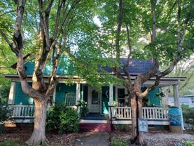 212 Chestnut St - Photo 1 of 1